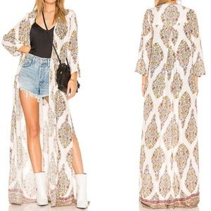 Show Me Your Mumu Karmyn Cape ~ in Flower Shower